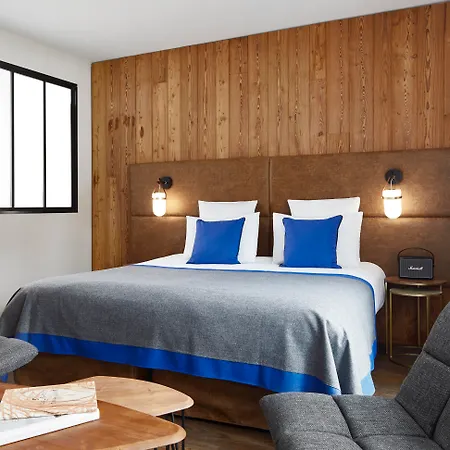 Ecrin Blanc - Aquapark Hotel Courchevel