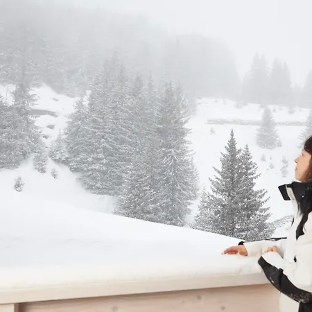 Ecrin Blanc - Aquapark Hotel Courchevel