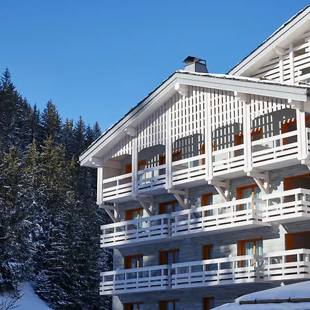 Ecrin Blanc - Aquapark Hotel Courchevel