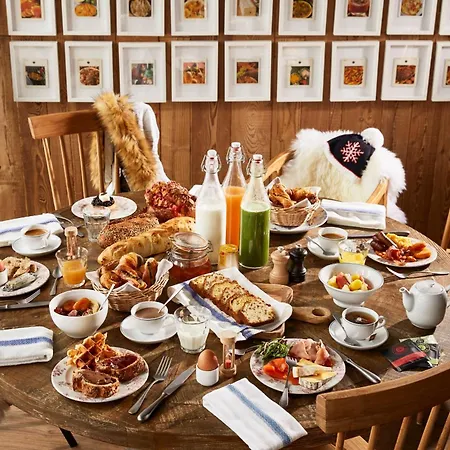 Ecrin Blanc - Aquapark Hotel Courchevel