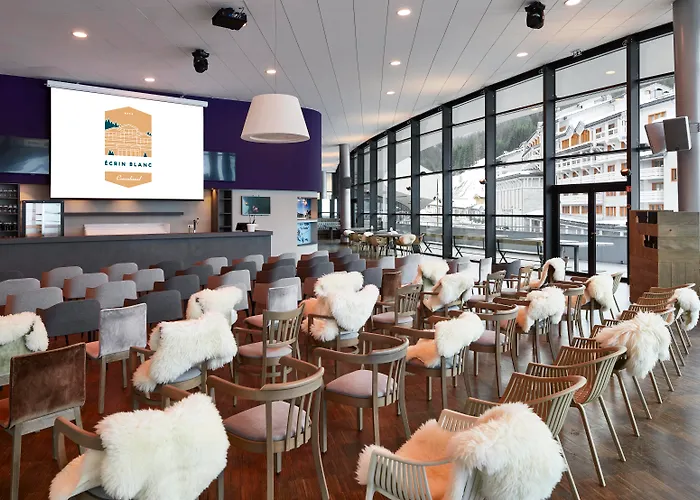 Ecrin Blanc - Aquapark 4* Courchevel