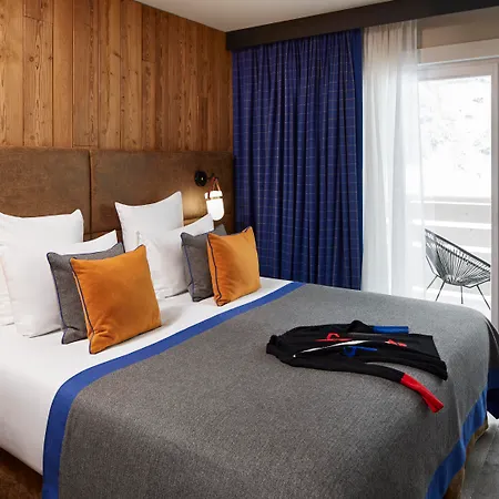Ecrin Blanc - Aquapark Hotel Courchevel