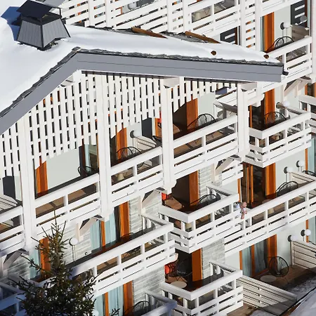 Ecrin Blanc - Aquapark Szálloda Courchevel