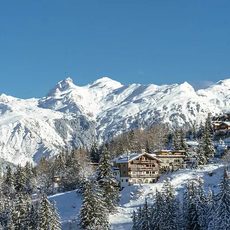 Ecrin Blanc - Aquapark Hotel Courchevel