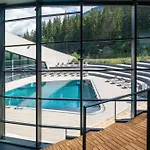 Ecrin Blanc - Aquapark 4* Courchevel